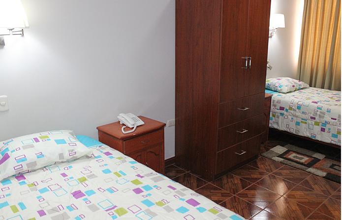 Hostal Residencial Lino Huaraz  Exterior photo